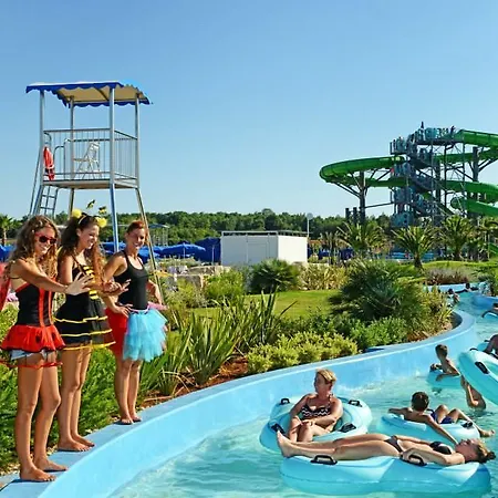 Azzurra Heraki Vila Sveti Lovrec Pazenaticki